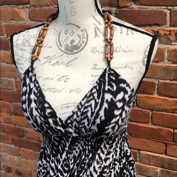 Guess medium halter top Blk/white/brown - Picture 3 of 10